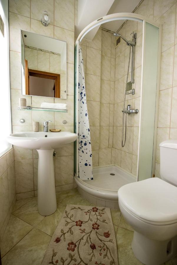 Cozy Apartment In Suceava Exteriör bild